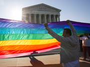 csm_212520_Supreme_Court_Hears_Arguments_In_Historic_Marriage_Equality_Case_02e43ee578