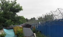 Images taken of the informal camps for refugees and migrants that emerged outside the Hungarian transit zones (facilities for submitting asylum applications) at the international border crossings between Hungary and Serbia (Tompa-Kelebia and Roszke-Horgos). At the time of Amnesty International's visit, ca. 600 people stayed in these camps, mainly families from Afghanistan and Iran (Horgos), and from Syria and Iraq (Kelebia)
