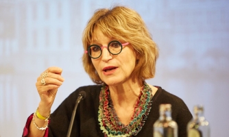 Conferencia de Seguridad de Múnich: La secretaria general de Amnistía Internacional pide a los Estados que opongan resistencia a los ataques contra la protección de los derechos humanos