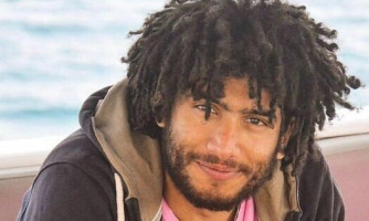 Egipto: Libertad inmediata para Badr Mohamed, que ha cumplido su injusta condena relacionada con unas protestas