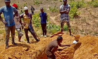 Nigeria: Muertes en aumento y una crisis humanitaria en ciernes mientras los grupos armados lanzan ataques sin control