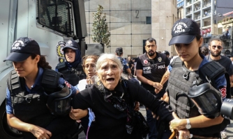 Turquía: Sombrío aniversario de las Madres del Sábado tras treinta años de lucha por la justicia 