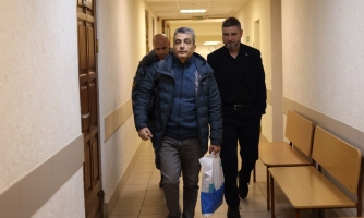 Rusia: Las autoridades intensifican las represalias penales contra el partido antibelicista Yabloko