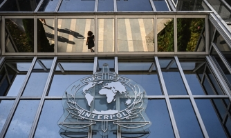 Global: El uso indebido de las notificaciones rojas de Interpol contra disidentes es un grave fracaso institucional