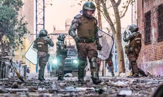 Amnistía Internacional emite ‘acción urgente’ por riesgo de indulto a ex carabineros y militares condenados por graves violaciones de derechos humanos