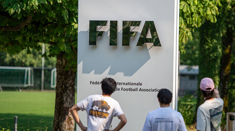 FIFA: La crisis de gobernanza revela la necesidad urgente de una reforma en materia de derechos